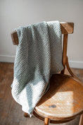 Load image into Gallery viewer, Baby waffle blanket by AmourLinen
