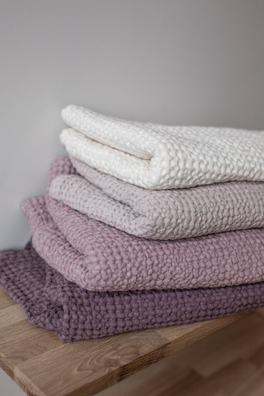 Linen waffle bath towel by AmourLinen