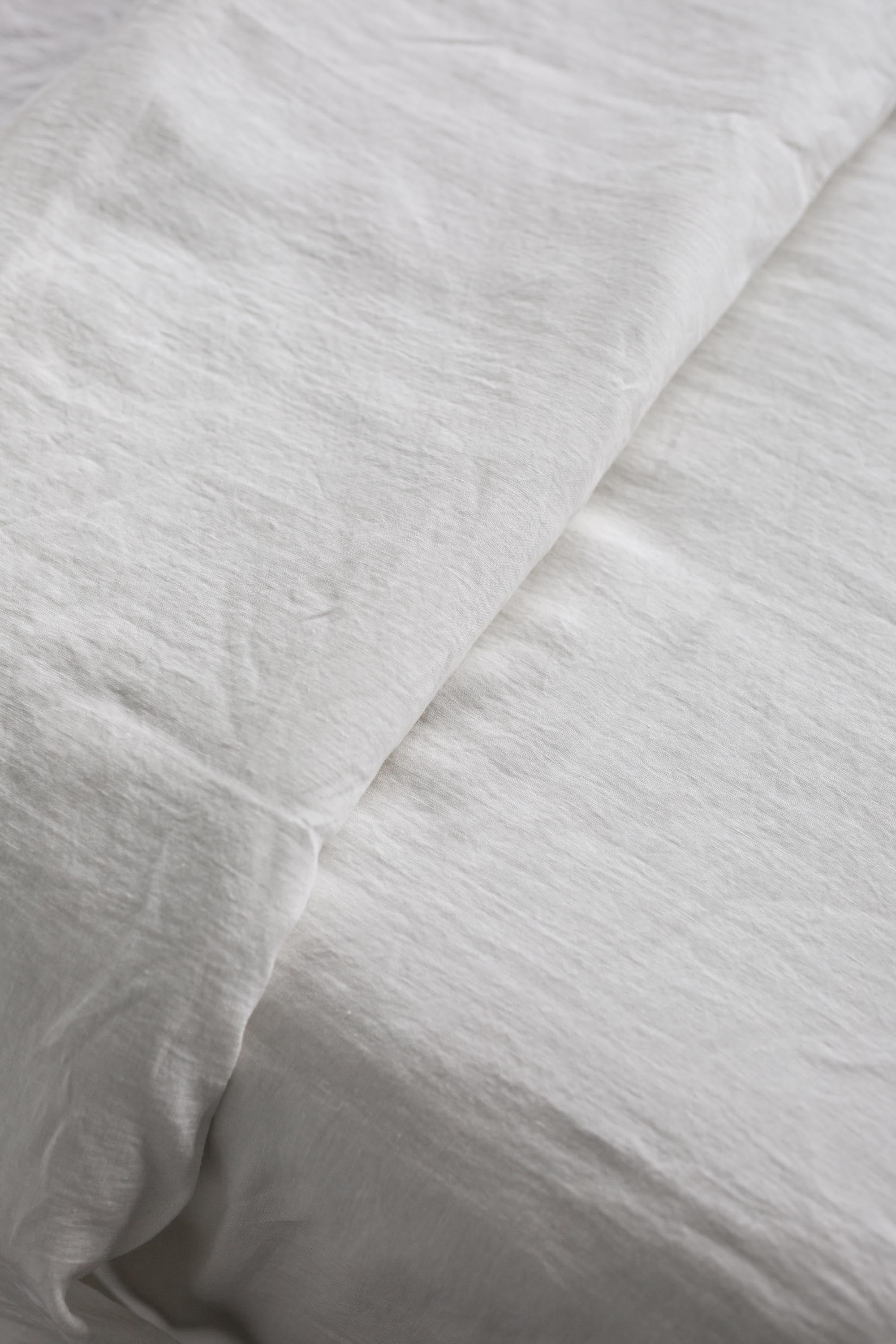 Linen duvet cover in White by AmourLinen