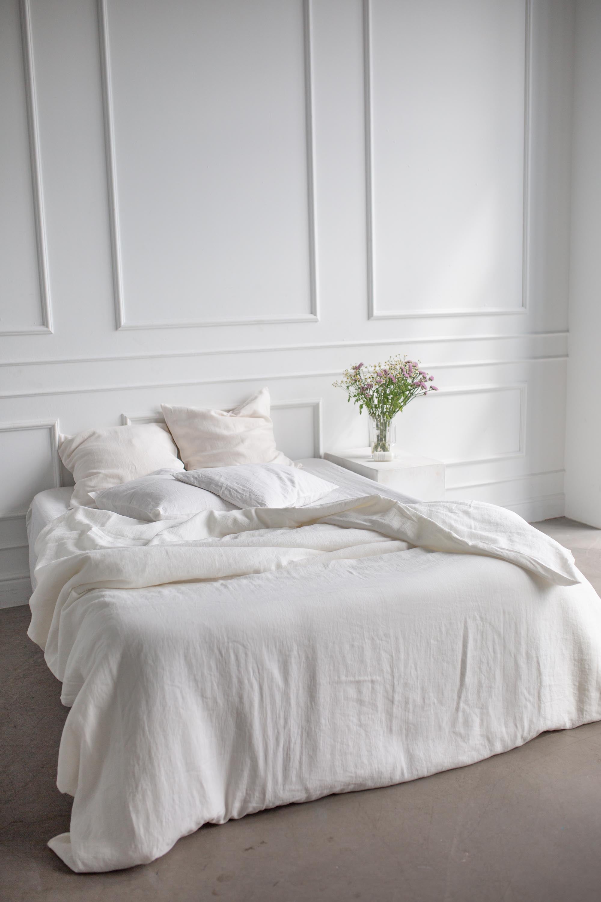 Linen bedding set in White by AmourLinen