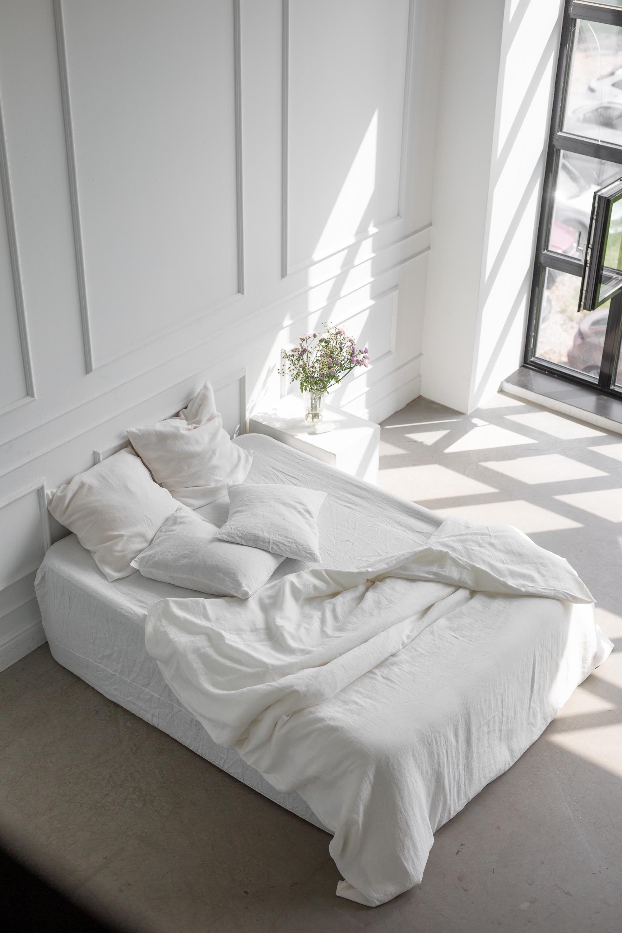 Linen bedding set in White by AmourLinen