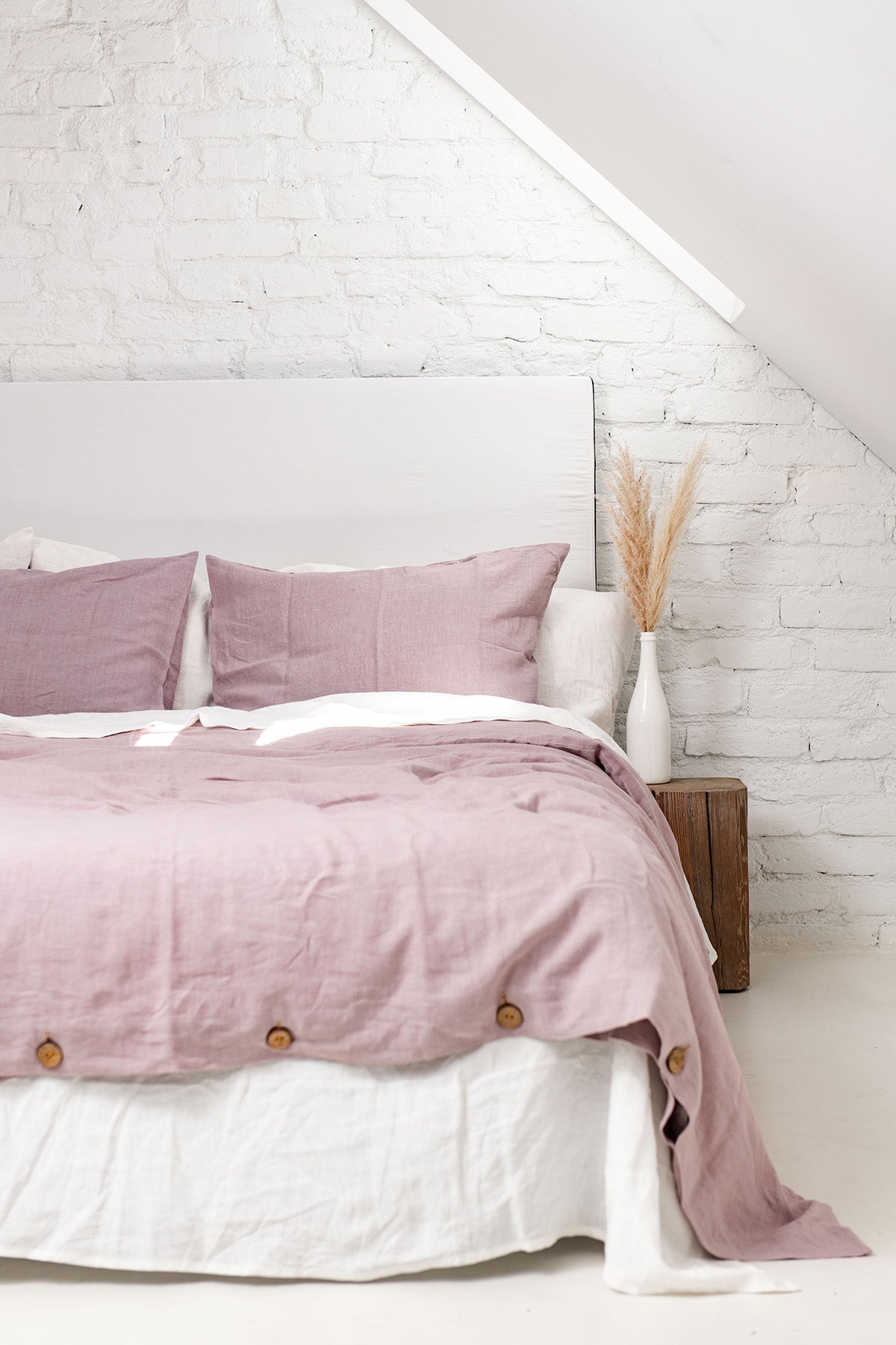 Linen duvet cover in Dusty Rose by AmourLinen